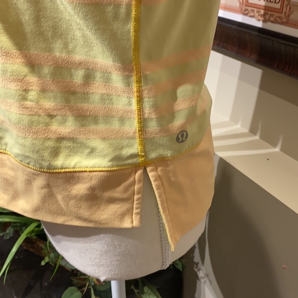 π LULULEMON run: warm up crew - Picture 7 of 16